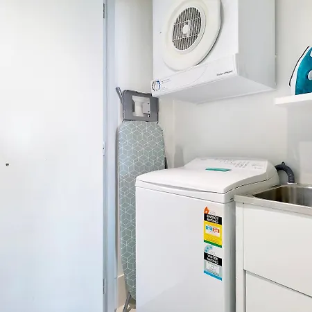 Circle On Cavill Surfers Paradise Apartments-Holiday Paradise Gold Coast Room photo