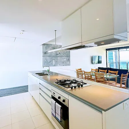 Circle On Cavill Surfers Paradise Apartments-Holiday Paradise Gold Coast Room photo