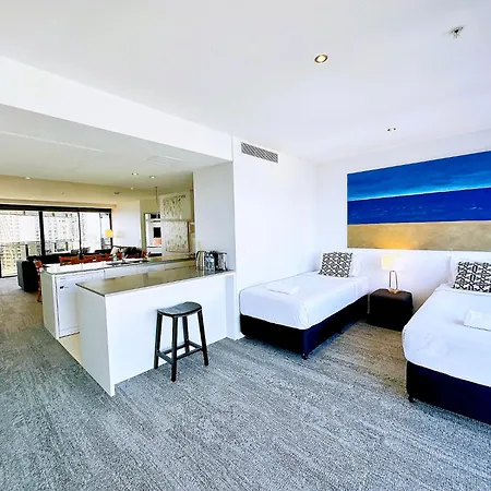 Circle On Cavill Surfers Paradise Apartments-Holiday Paradise Gold Coast Room photo
