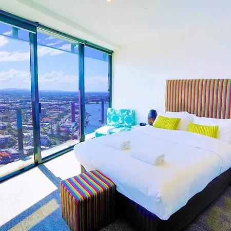 Circle On Cavill Surfers Paradise Apartments-Holiday Paradise Gold Coast Room photo